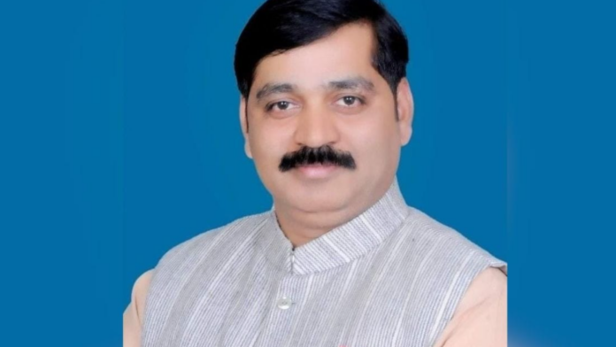 SP national spokesperson Manoj Yadav